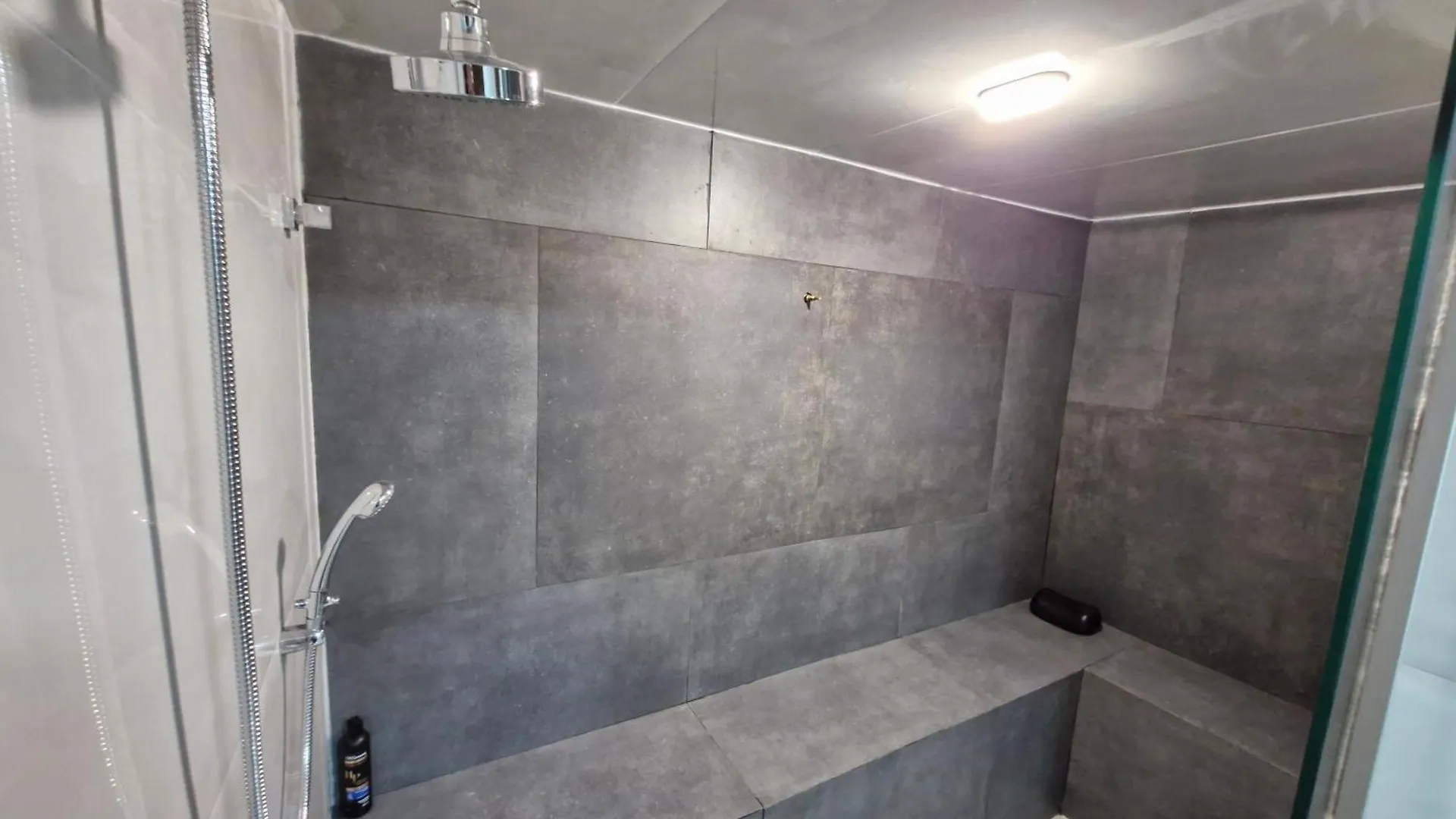 Suite Privativa Em Lindo Casarao Sao Paulo Homestay
